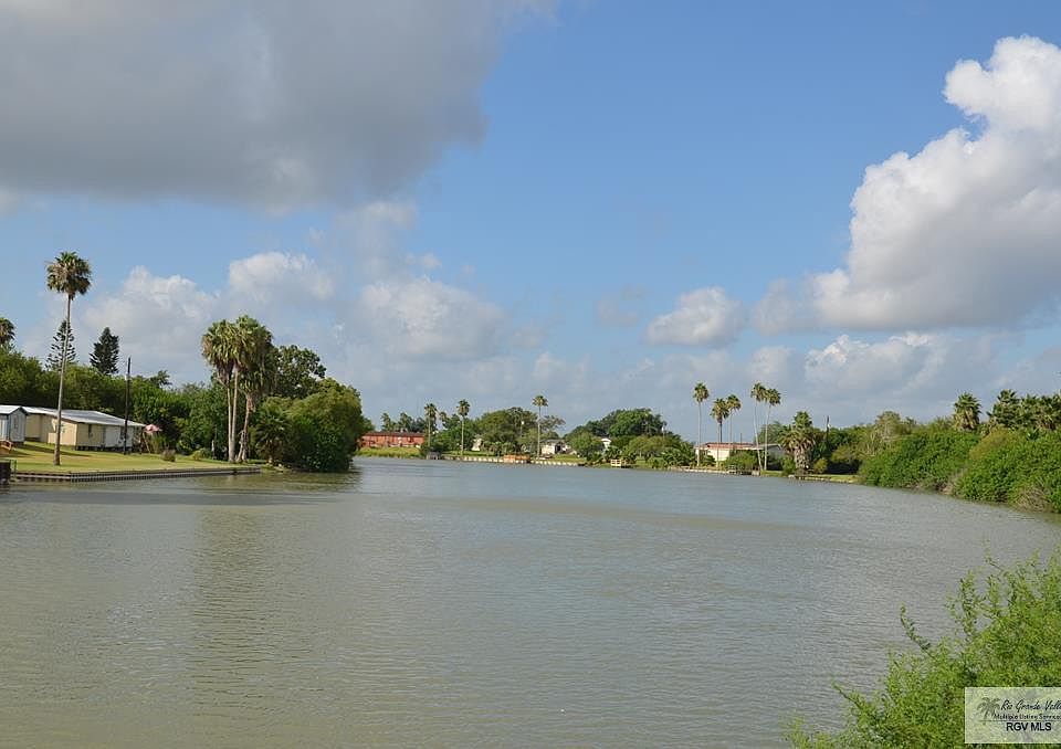 1st image of 112 Resaca Shore Dr S