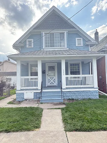 3359 Chestnut St #2 Photo 1