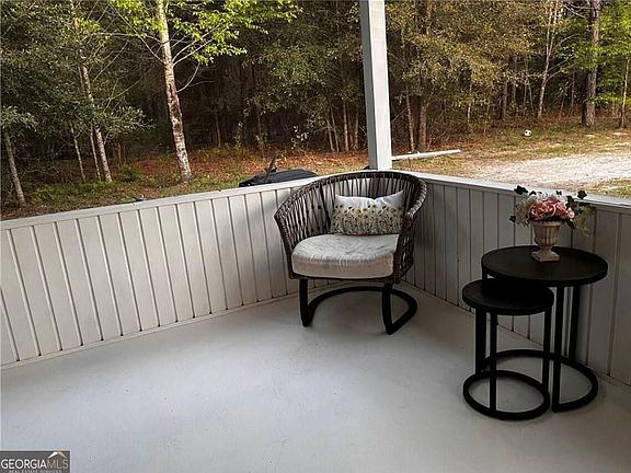 4th image of 1365 Ballfield Rd