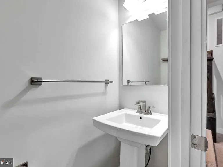 14737 Earl Mitchell Ave #E — Photo 18