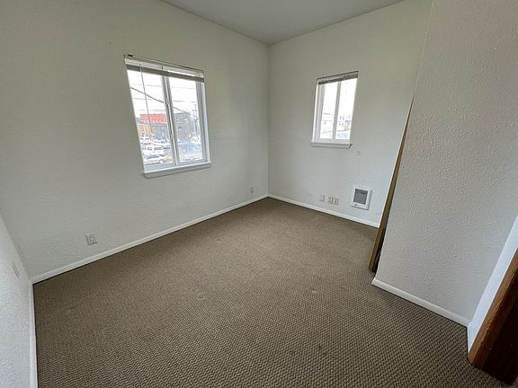 2nd image of 5413 S Puget Sound Ave APT 5