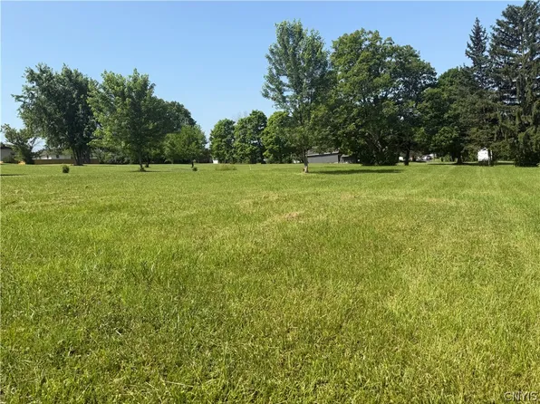 312 Tuttle Ave, Canastota, NY 13032