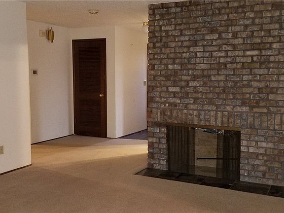 3rd image of 8213 88th Street Ct SW