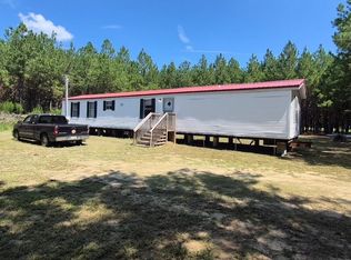 187 Tiny Ln, Smoaks, SC 29481