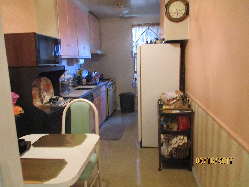 1st image of 2525 W 2nd St APT 4A