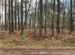 14 Pittman Dr, Spring Lake, NC 28390