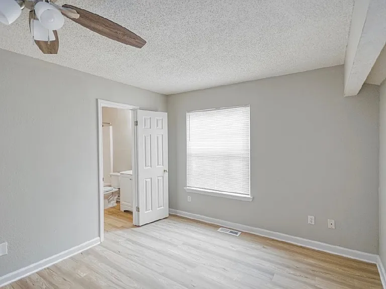 3385 Tansey Ct — Photo 18