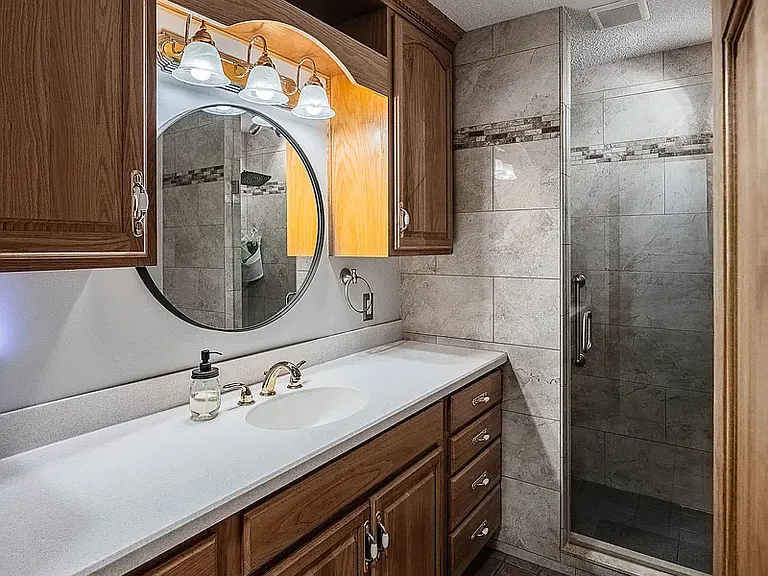 5905 Whispering Pines Rd — Photo 39