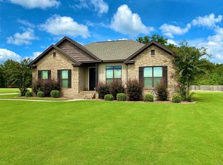 244 Anna Grace Ln, Wetumpka, AL 36092