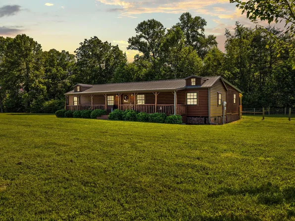 975 Clay Lick Rd, Jeffersonville, KY 40337