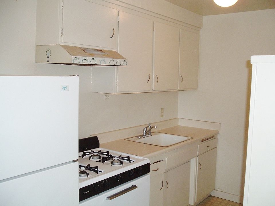 1st image of 302 S Myers St APT D