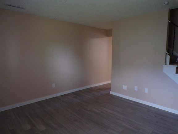 5th image of 4790 Rossmoor Pl