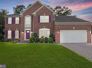 111 Seminole Ct, Howell, NJ 07731