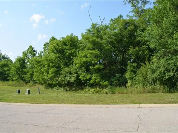 6812 N Myrtle Ave, Kansas City, MO 64119