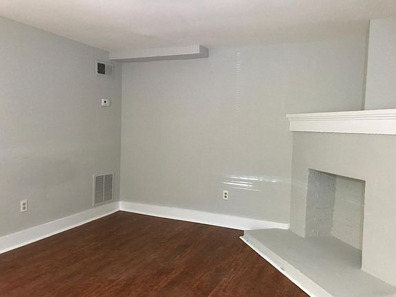 3rd image of 1732 Saint Paul St APT 1C