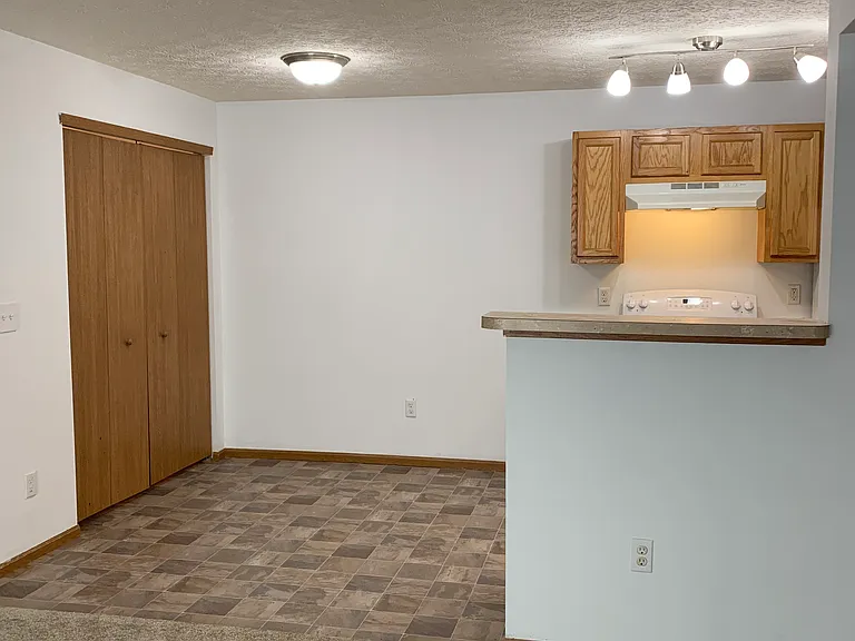 4252 Executive Pkwy #527 — Photo 3