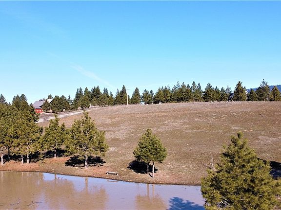 3rd image of 151 Leo Ln