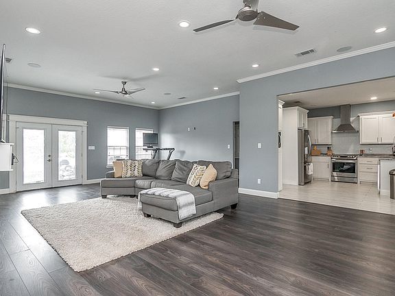 5th image of 110 Lakeland Dr