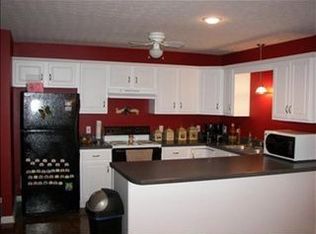 7234 Bowling Green Rd, Scottsville, KY 42164