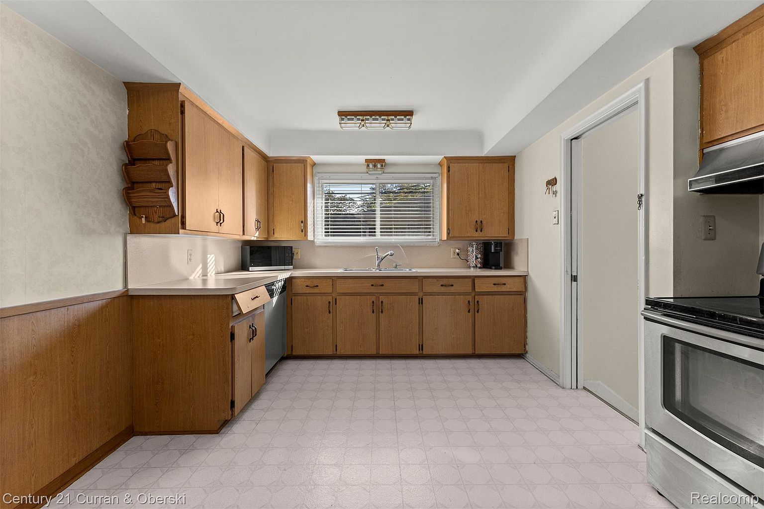26731 Baldwin St, photo 8
