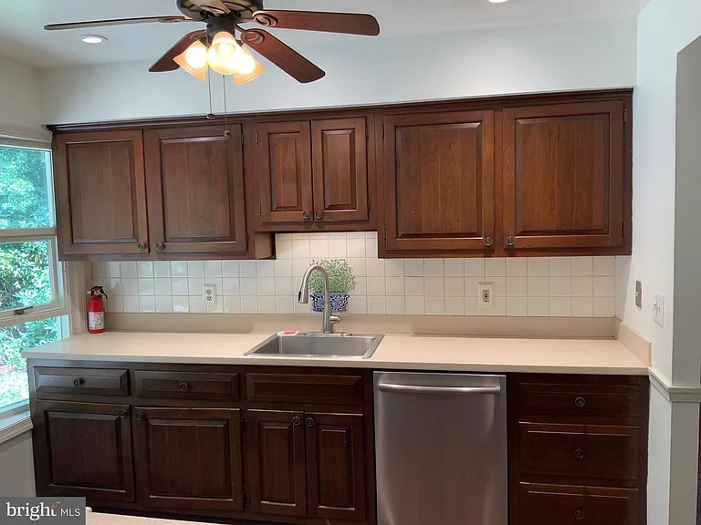 413 Fruit Farm Rd — Photo 13