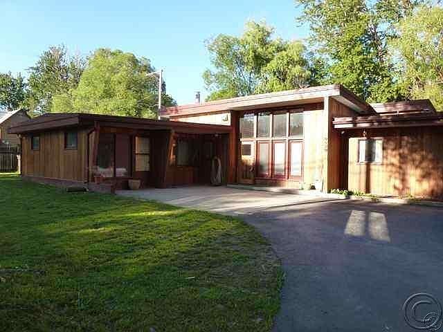 1st image of 2222 Wylie Ave