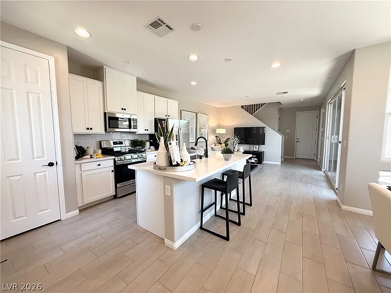 916 Cottonwood Hill Pl — Photo 6