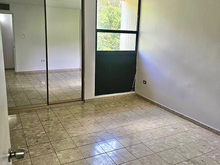 690 Cesar Gonzalez Parque De Las Fuentes — Photo 5