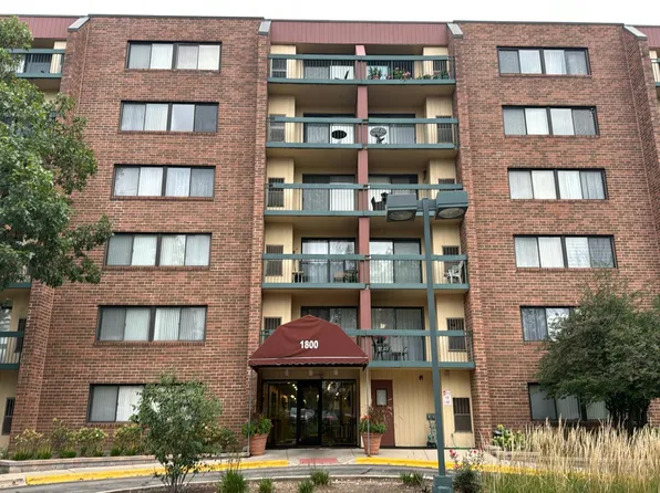 1800 Huntington Blvd APT 415, Hoffman Estates, IL 60169