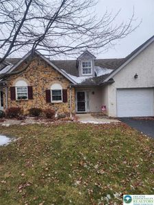 2724 Harvest Dr W, Easton, PA, 18040