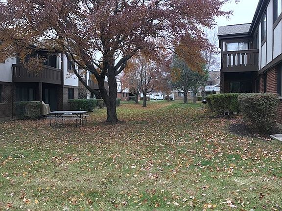 4th image of 373 Ferndale Ct APT D2