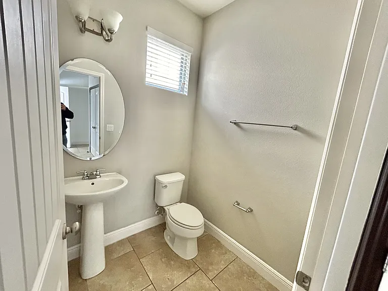5365 Oakbourne Ave — Photo 10