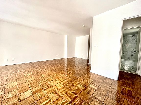 4th image of 7 E 86th St APT 4C