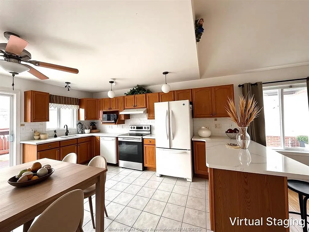 5 bed, $3,200 — Photo 3