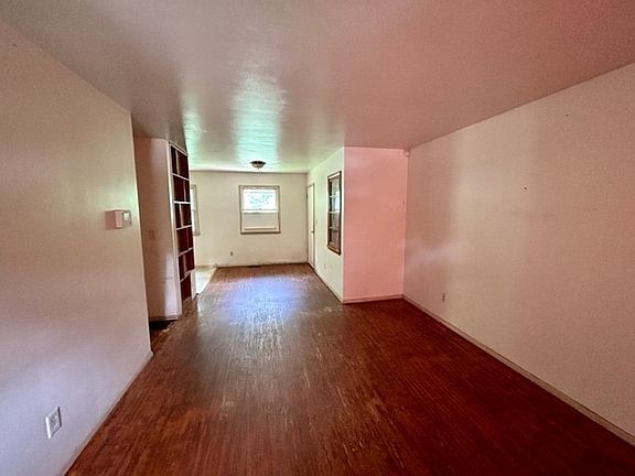 3rd image of 8214 E 36th St