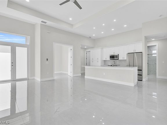 2nd image of 531 NE 5th Court Cpe
