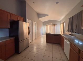 2238 W Saint Catherine Ave, Phoenix, AZ 85041