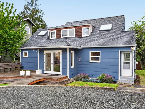 6715 35th Avenue SW, Seattle, WA 98126
