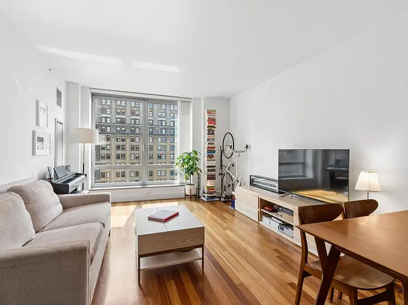 30 Little St W #27D, Brooklyn, NY 11201