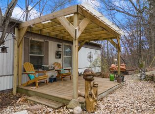 40 Venus Ave, Holiday Island, AR 72631
