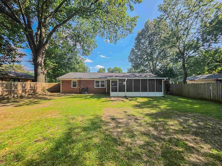 5226 Princeton Rd — Photo 20