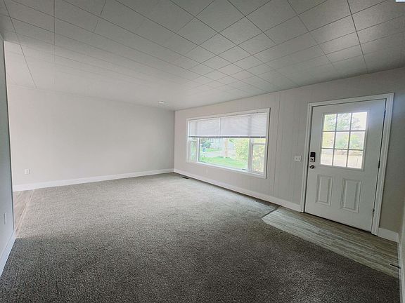 3rd image of 320 & 322 Barth Ave