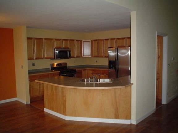 Kitchen area--After
