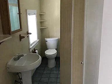 2nd image of 114 S 19th St APT 5