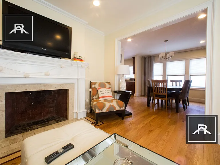 39 Beaconsfield Rd #1 — Photo 6