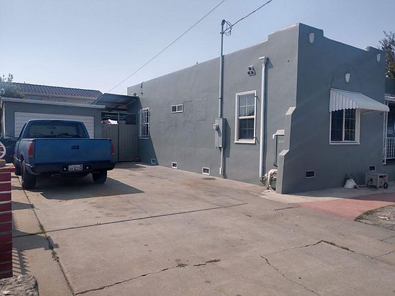 3rd image of 823 Martinelli St