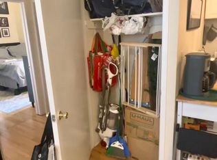 934 W Fletcher St #NJWMYH61K, Chicago, IL 60657