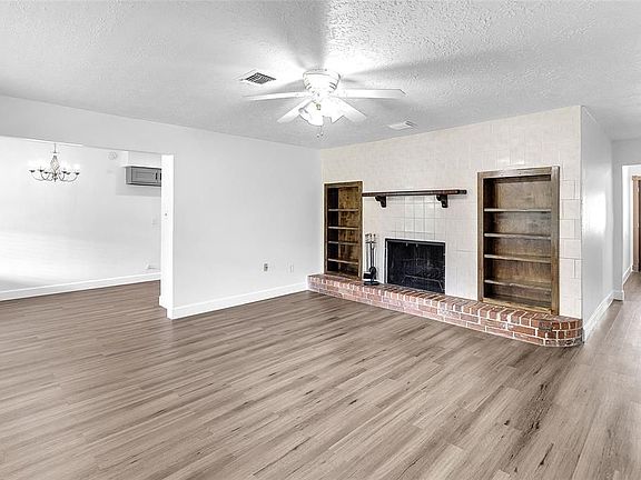 5th image of 7771 Water Park Ln