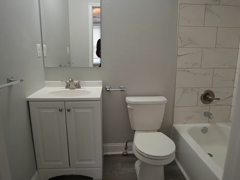 1628 N Ellamont St — Photo 13