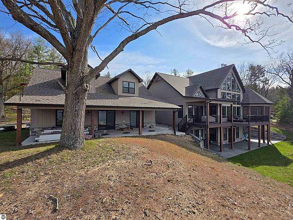 2nd image of 7258 Wild Cherry Ln